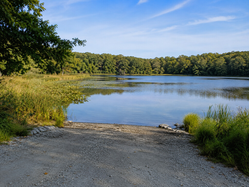 Barber Pond Fishing and Gravel Boat Ramp Guide