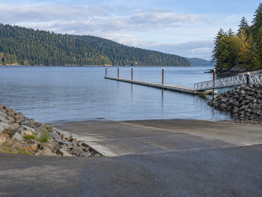 Triton Cove State Park: Boat Launch, Dock and Fishing Guide
